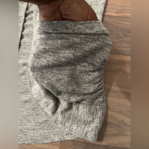 EUC XL Gray Cardigan - Picture 5 of 6